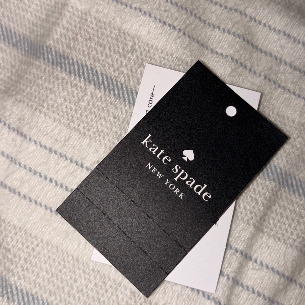Kate Spade Wallet - Picture 6 of 6